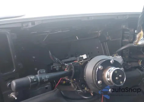 2004 GMC Sierra 1500 Work Truck z USA, uszkodzony, nr VIN 2GTEC19V041350949